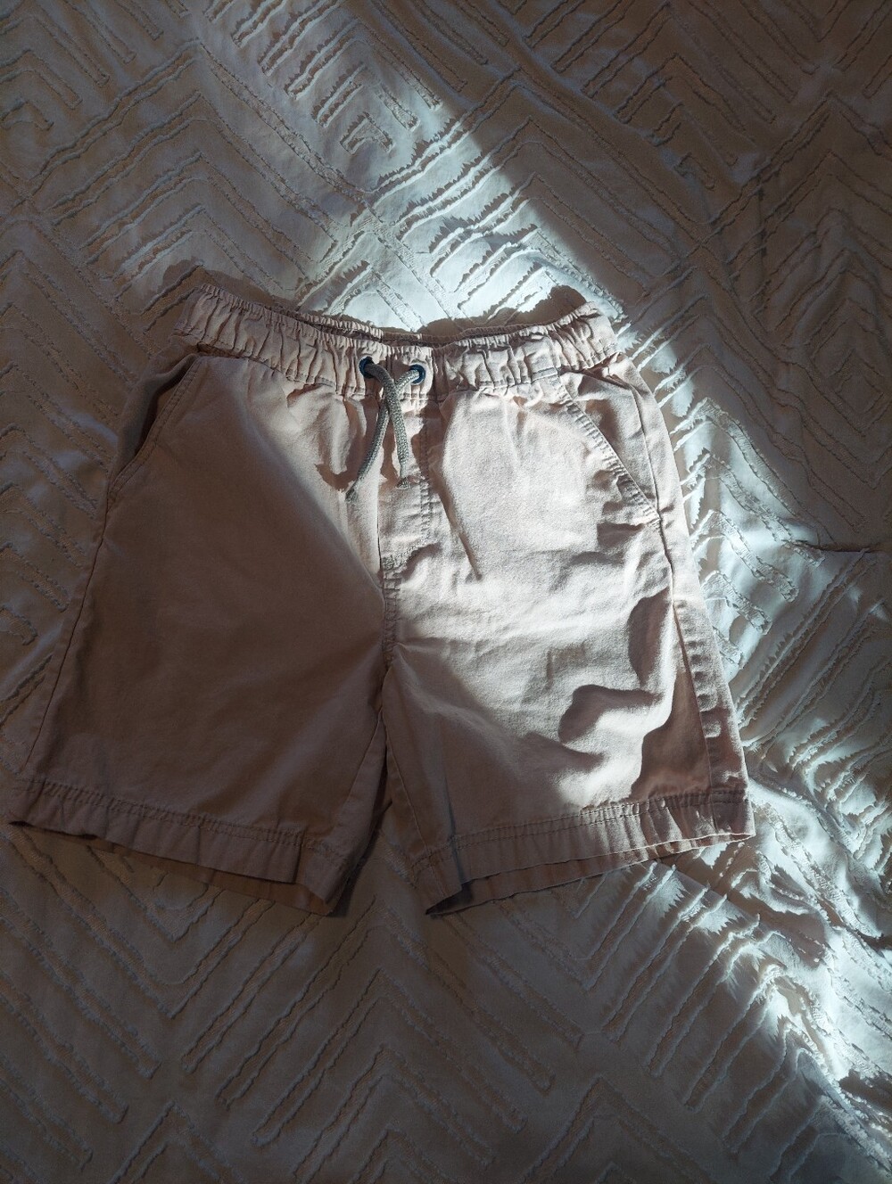 Tommy Bahama Boys Khaki Pull-On Elastic Waist Drawstring Shorts - Size M (7/8)